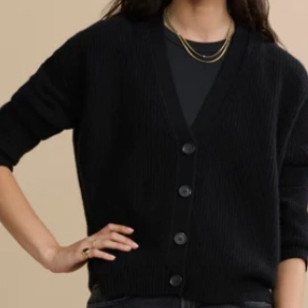 Jenni Kayne Black Ribbed V-Neck Button Cardigan